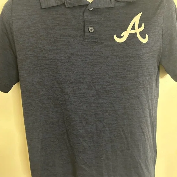 BRAVES Majestic Blue Polo Shirt with Short Sleeves and Relaxed Fit
Medium - Picture 2 of 6